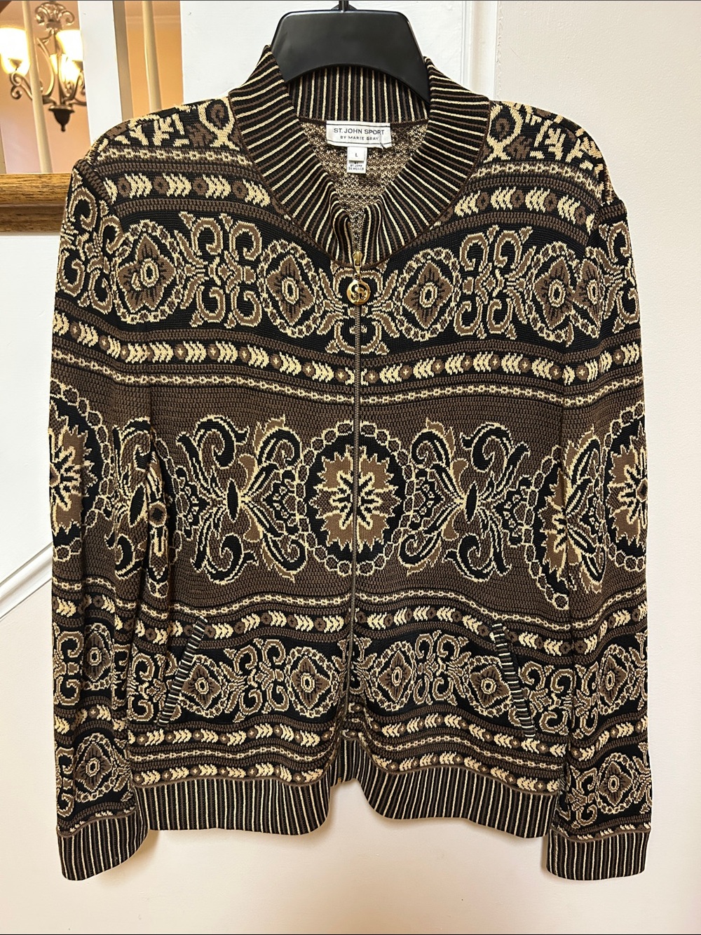 St. John Sport by Marie Gray Brown & Cream Zip-Front Jacquard Knit Sweater